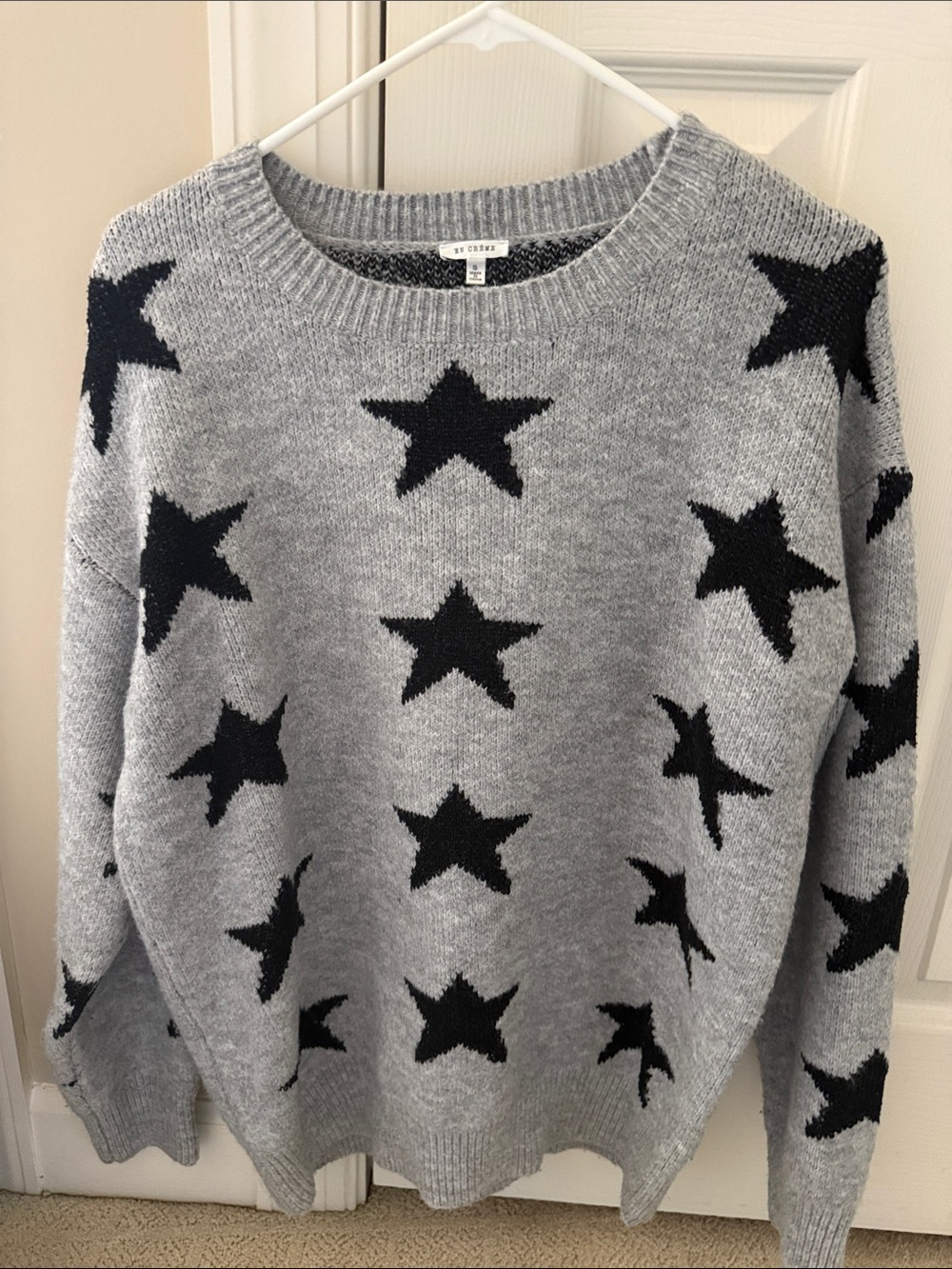 Gray Star Intarsia Crewneck Sweater - Black Stars